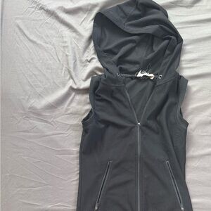 Black Hooded Women's Vest